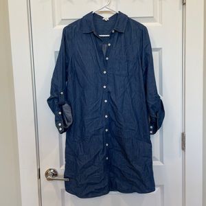 Cute denim buttondown shirt dress, size 6